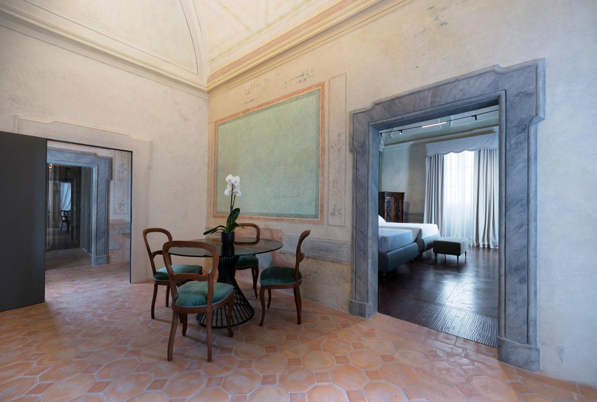 Palazzo Giusti Suites And Spa Urbino Exterior photo